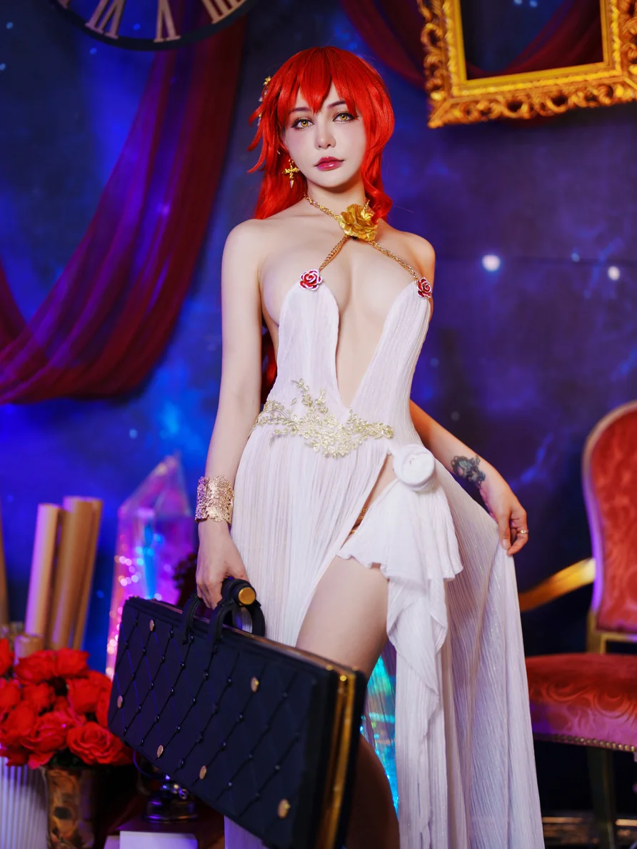 Coser-Joyce-Lin-Himeko-001.webp