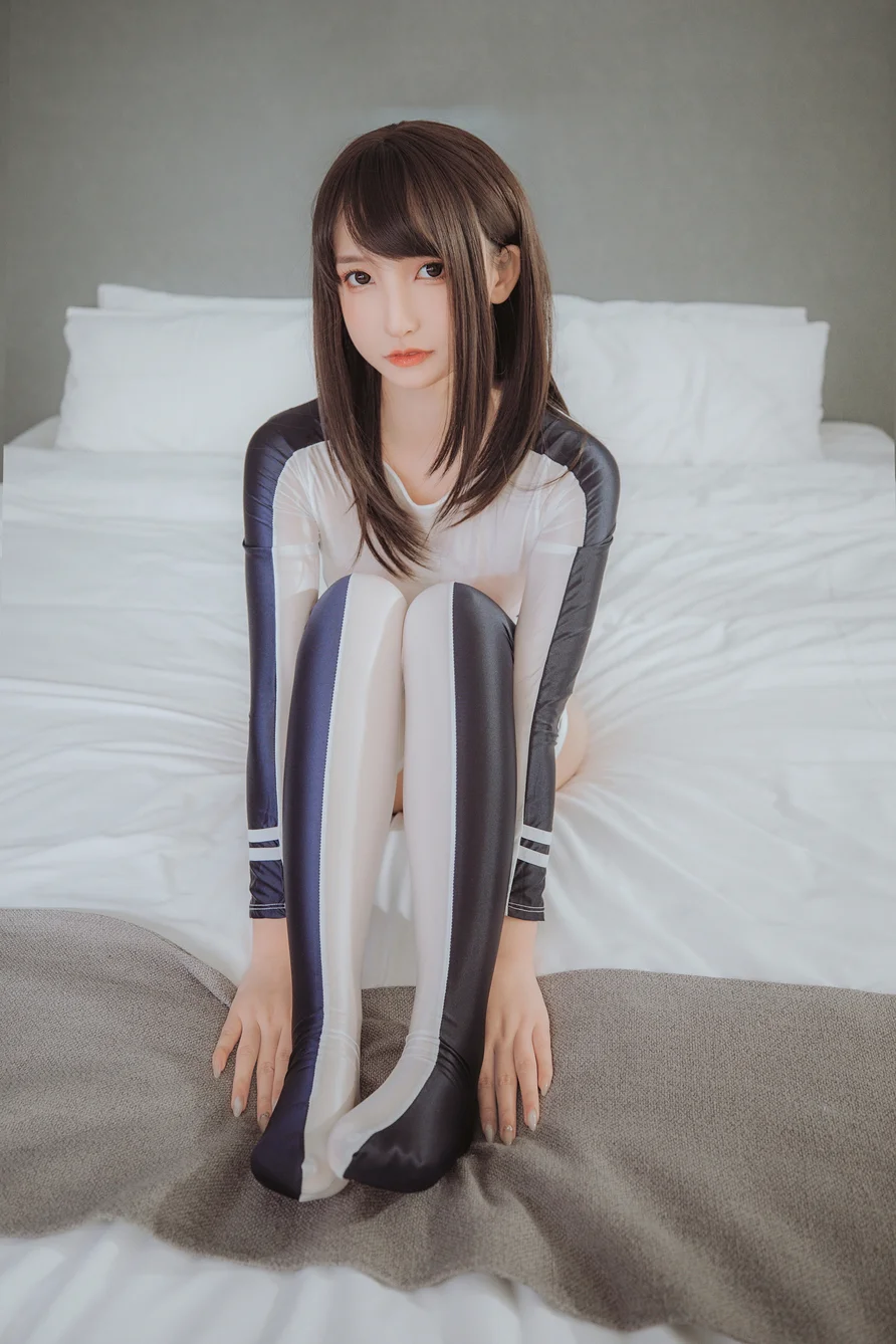 Coser-Kagurazaka-mafuyu-Vol.087-2-014.webp