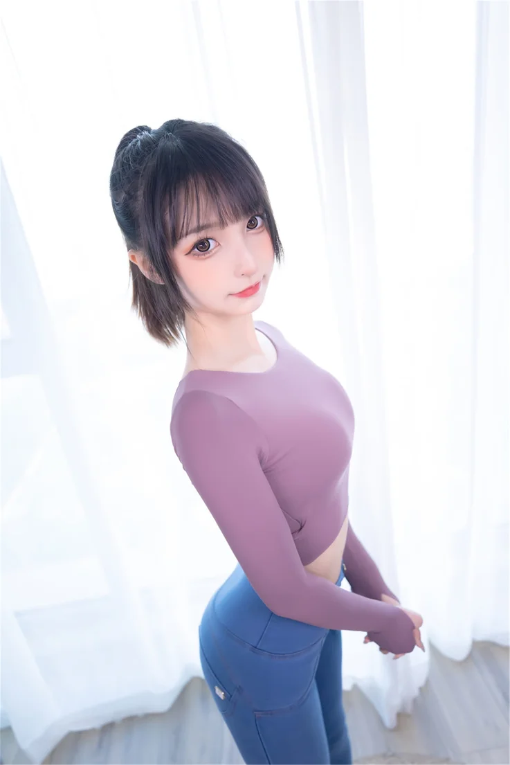 Coser-Kagurazaka-mafuyu-Vol.088--038.webp