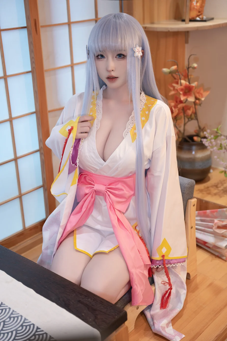 Coser-Qing-shui-you-nai-002.webp