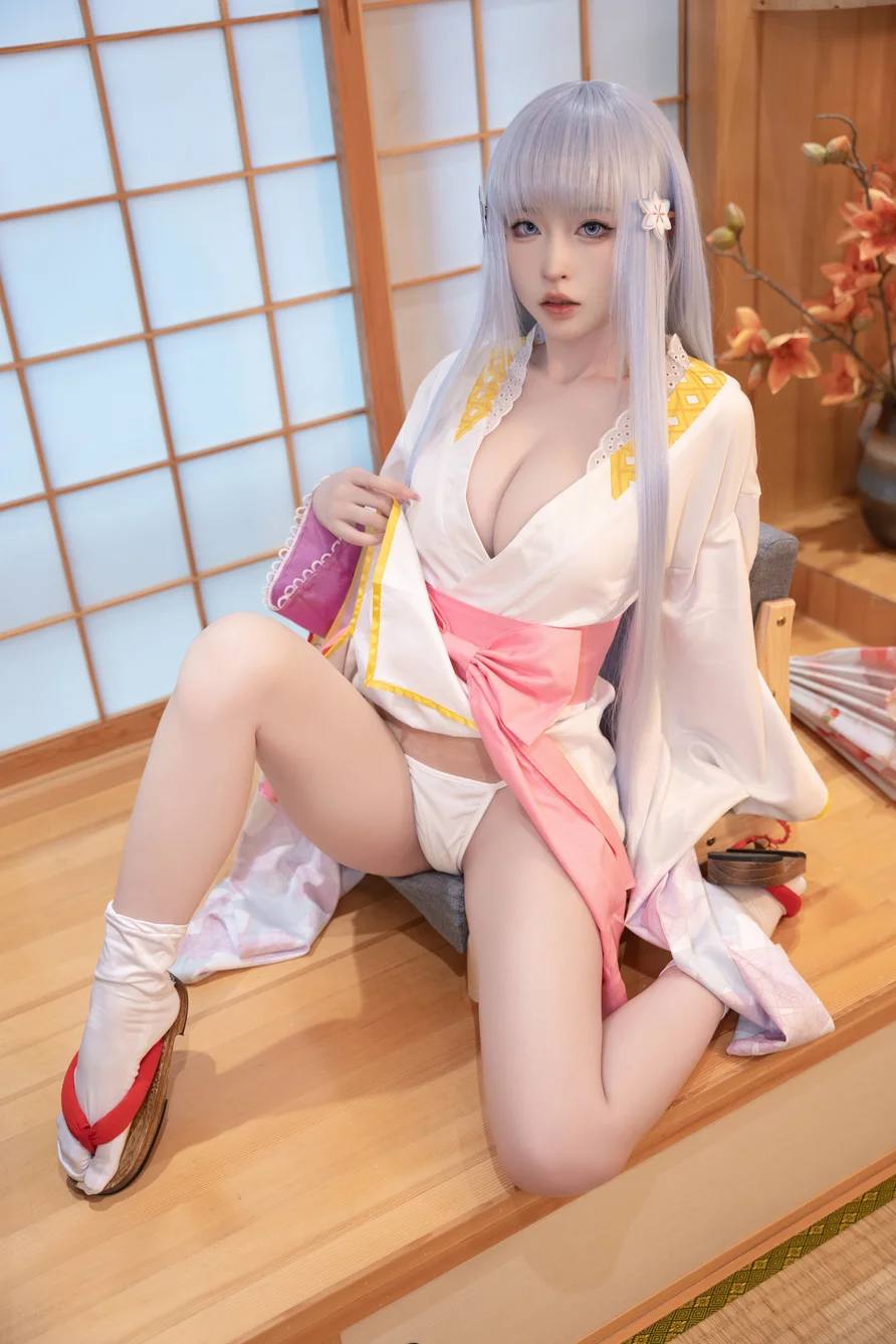 Coser-Qing-shui-you-nai-015.webp