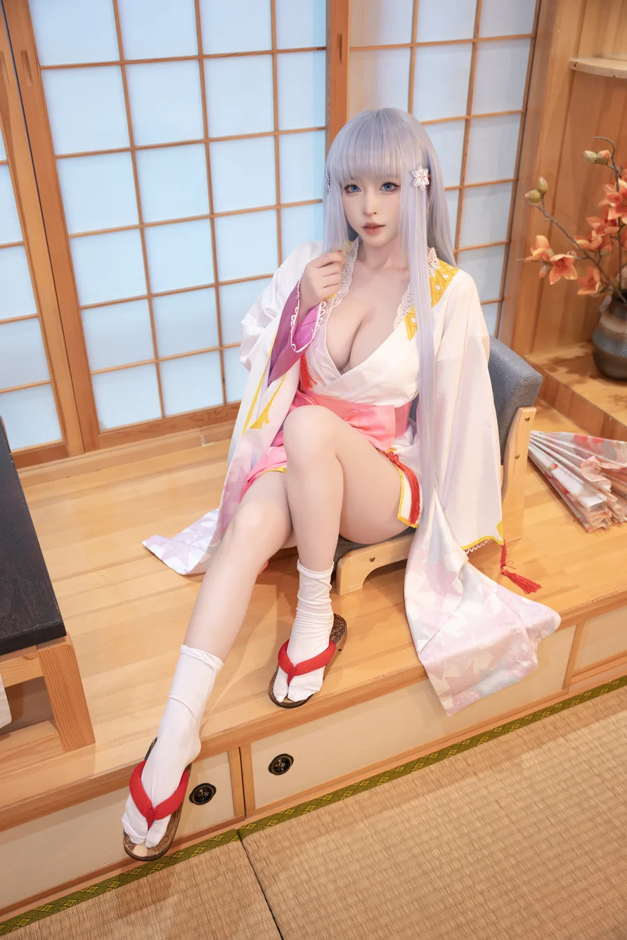 Coser-Qing-shui-you-nai-016.webp