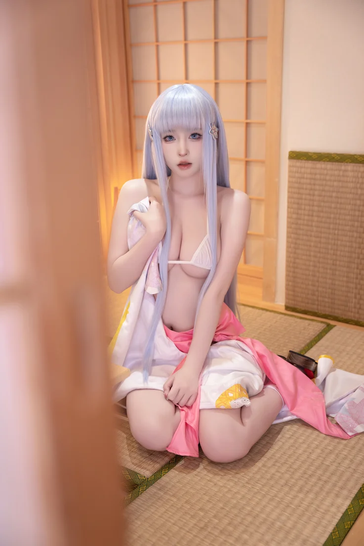 Coser-Qing-shui-you-nai-028.webp