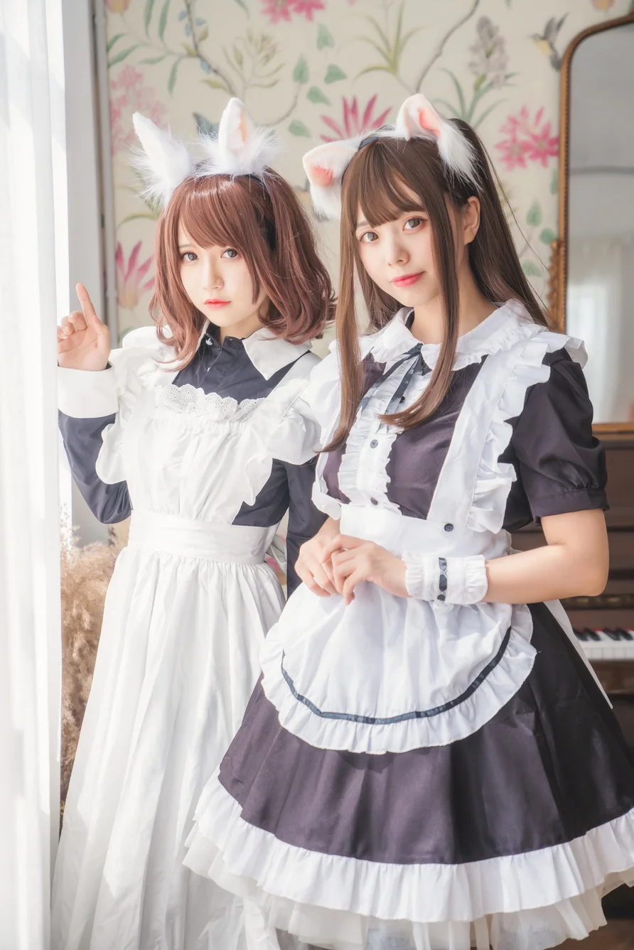 Coser-Yoko-and-W-and-Saki-014.webp