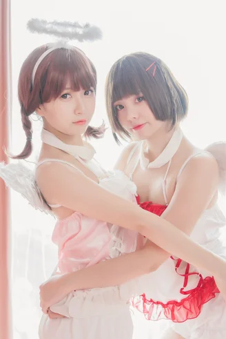 Coser-Yoko-and-W-and-Saki-123.webp