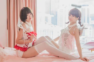 Coser-Yoko-and-W-and-Saki-130.webp