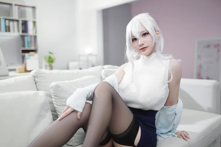 Coser-Youmeko-040.webp